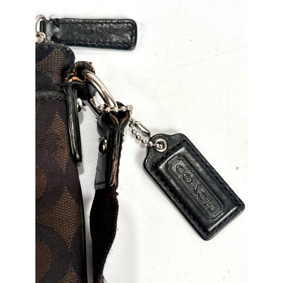 COACH Madison OP Art Signature Logo Black Silver Crossbody Bag Purse - Picture 2 of 12